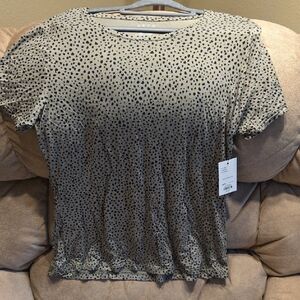 Apt. 9 Women's Black and Olivee Short Sleeve Top